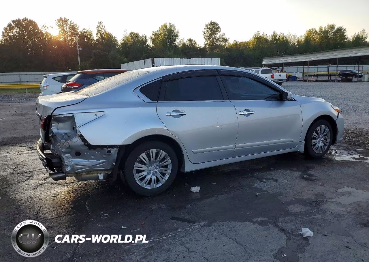 2018 Nissan Altima 2.5 S VIN:1N4AL3AP0JC220849 - 3