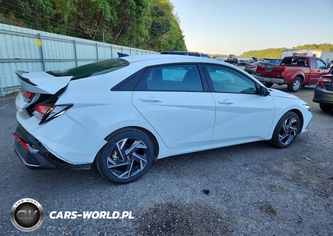 2025 Hyundai Elantra Sel Sport VIN:KMHLM4DG3SU059289 - 3