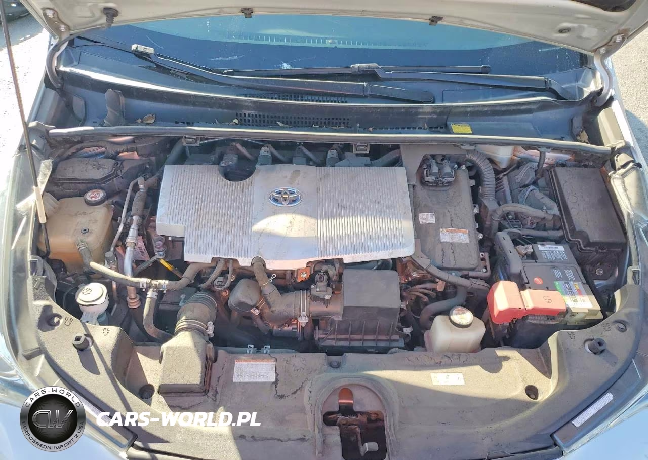 2018 Toyota Prius Two VIN:JTDKBRFUXJ3603894 - 11