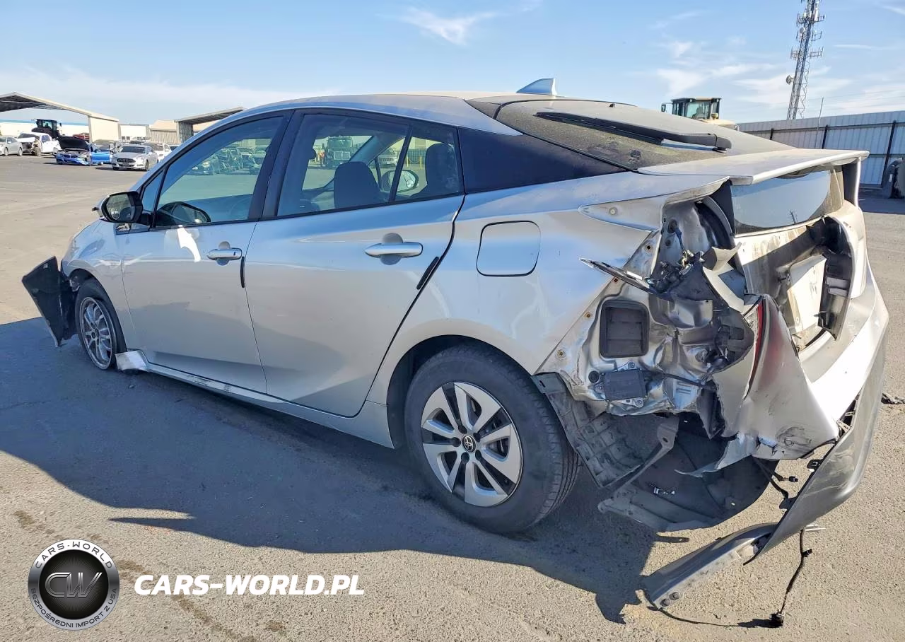 2018 Toyota Prius Two VIN:JTDKBRFUXJ3603894 - 2