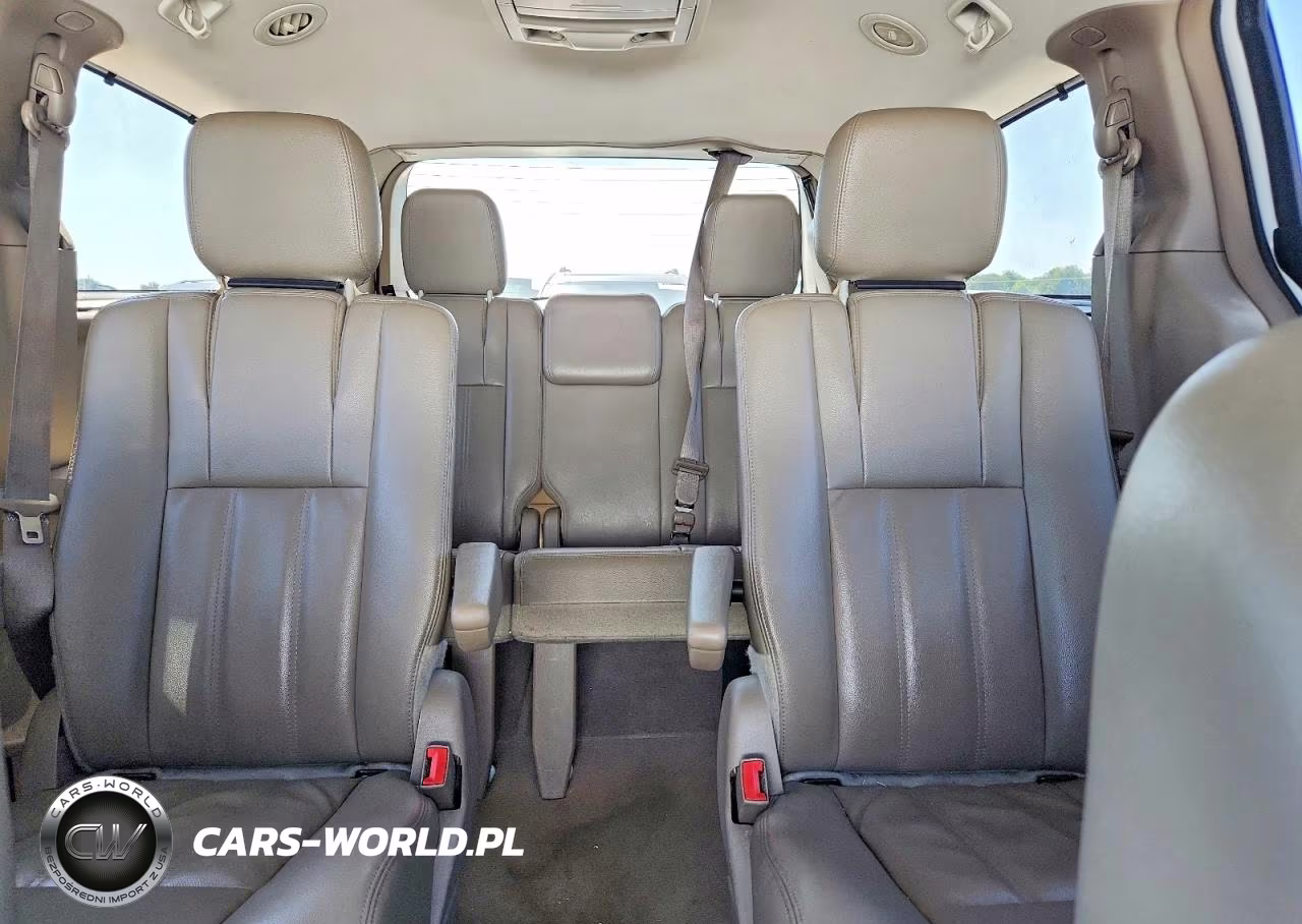 2014 Chrysler Town & Country Touring VIN:2C4RC1BG9ER413336 - 10