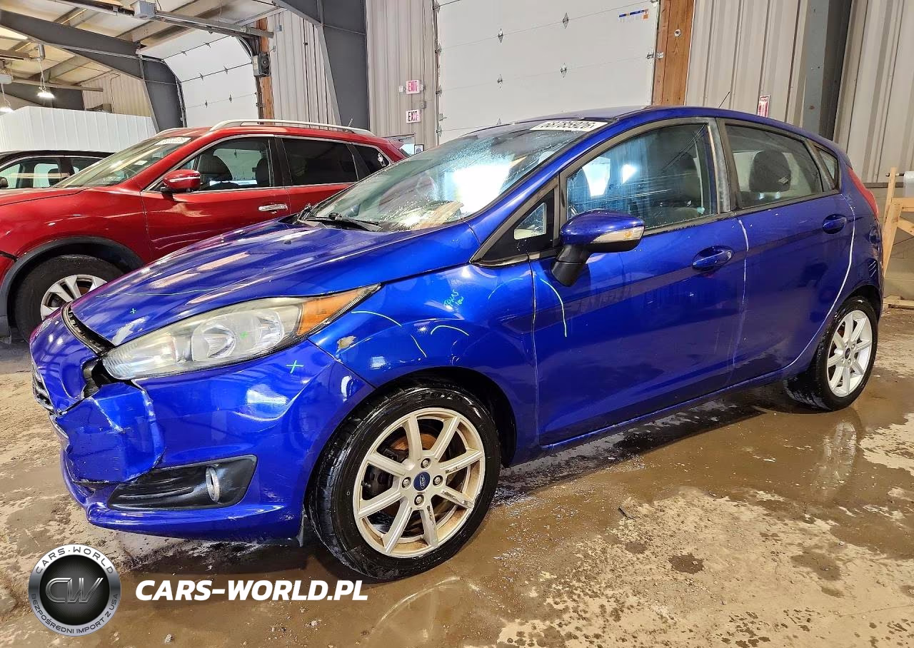 2015 Ford Fiesta Se – zdjęcie 1 z 12