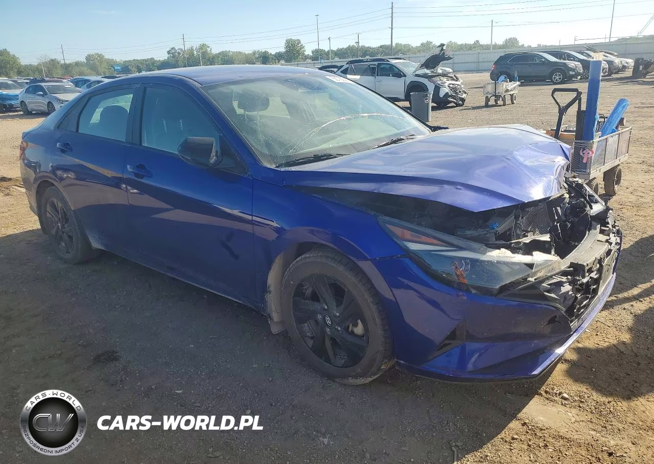 2022 Hyundai Elantra Sel VIN:KMHLM4AG9NU321261 - 4
