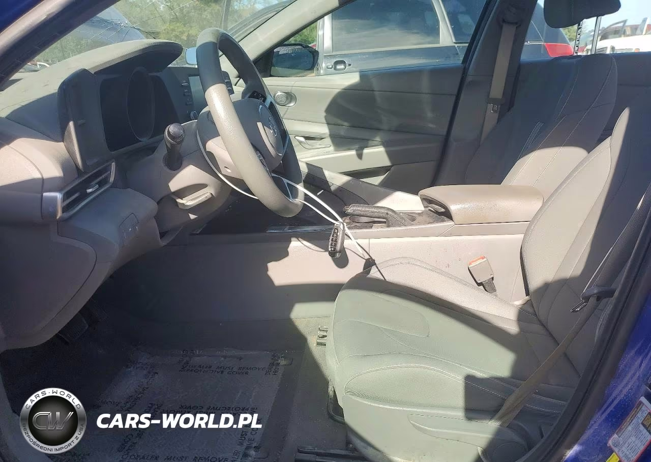 2022 Hyundai Elantra Sel VIN:KMHLM4AG9NU321261 - 7