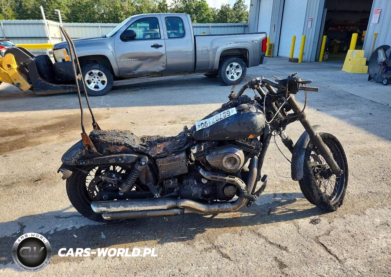 2014 Harley-Davidson Fxdwg Dyna Wide Glide – zdjęcie 1 z 8