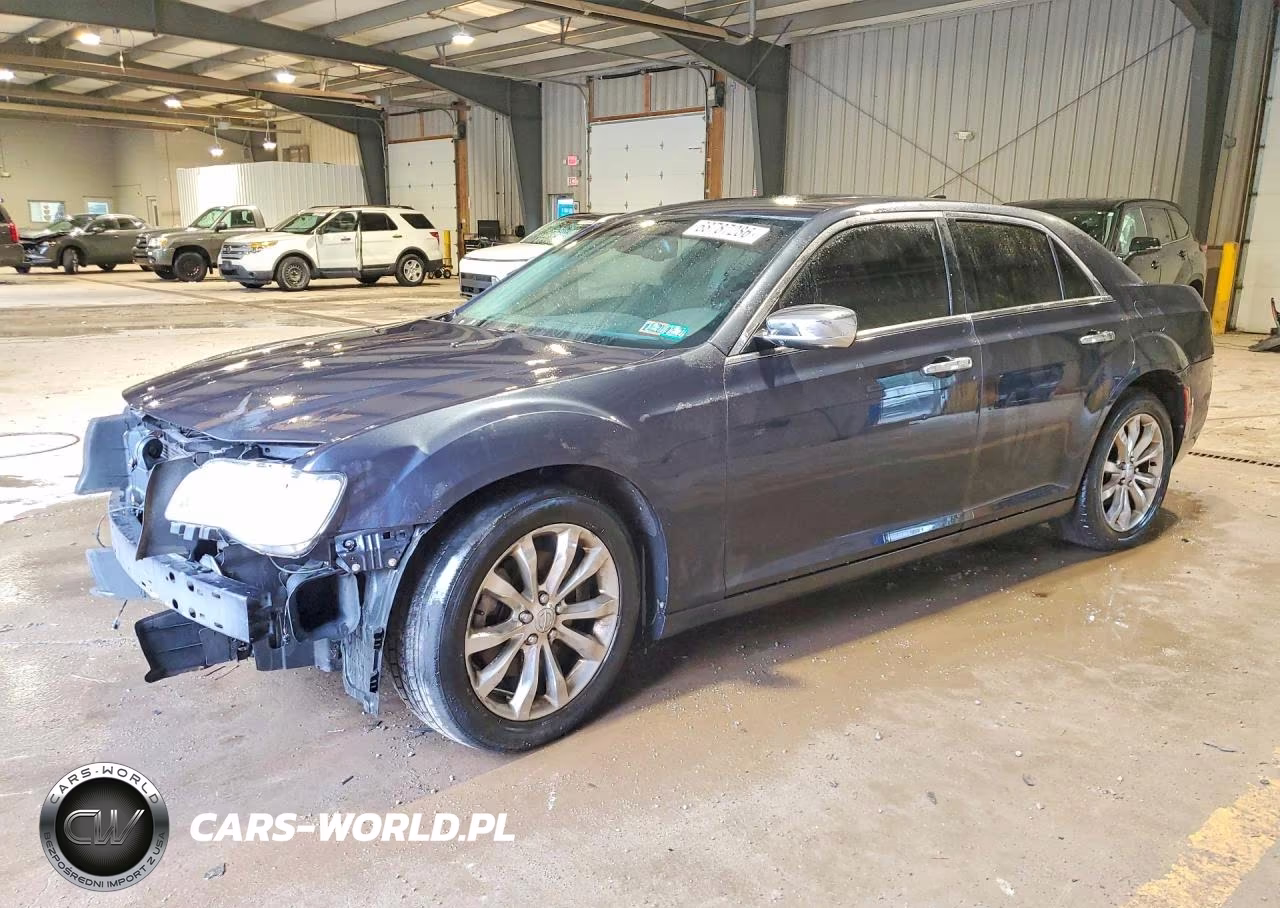 2016 Chrysler 300C