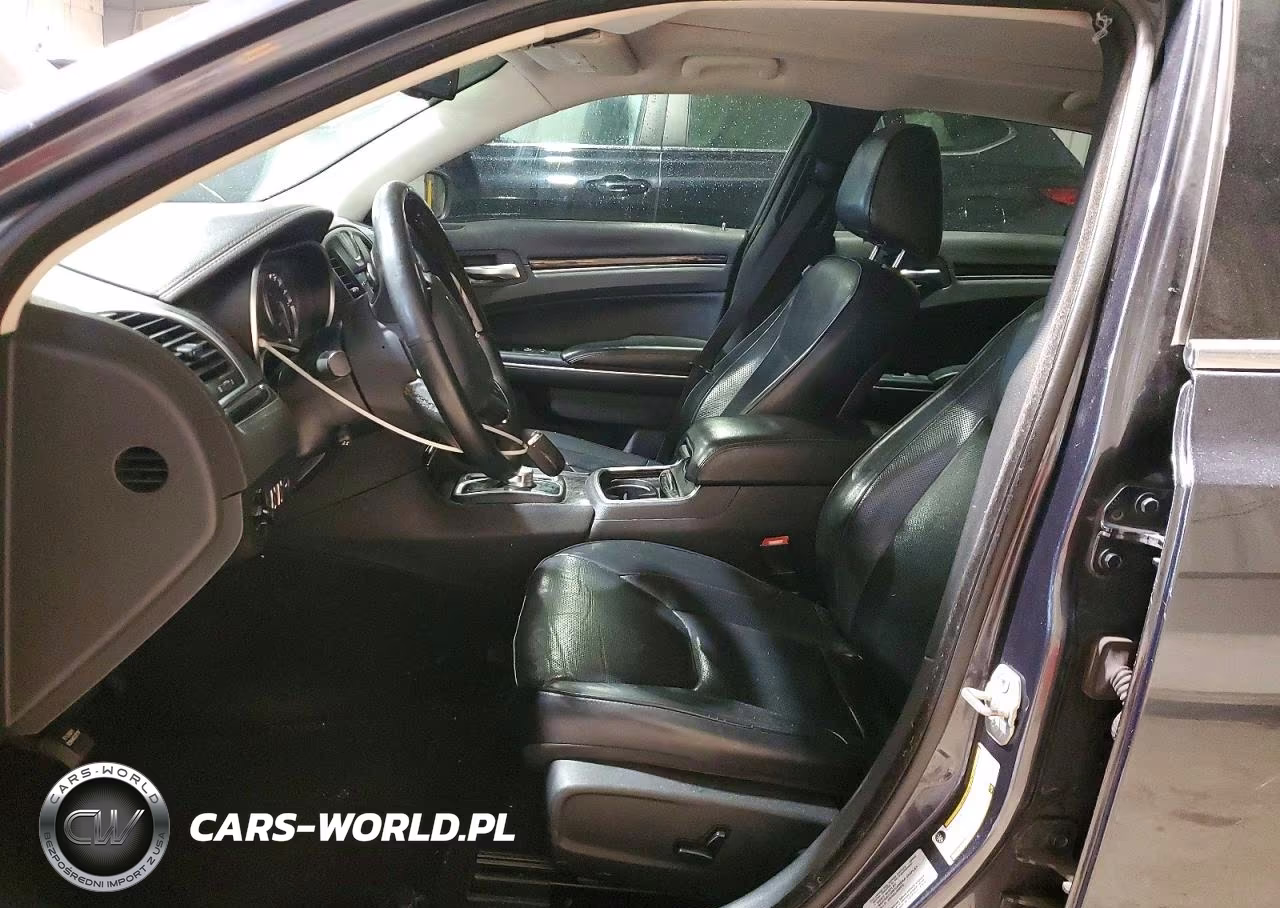2016 Chrysler 300C VIN:2C3CCAKG2GH170794 - 7