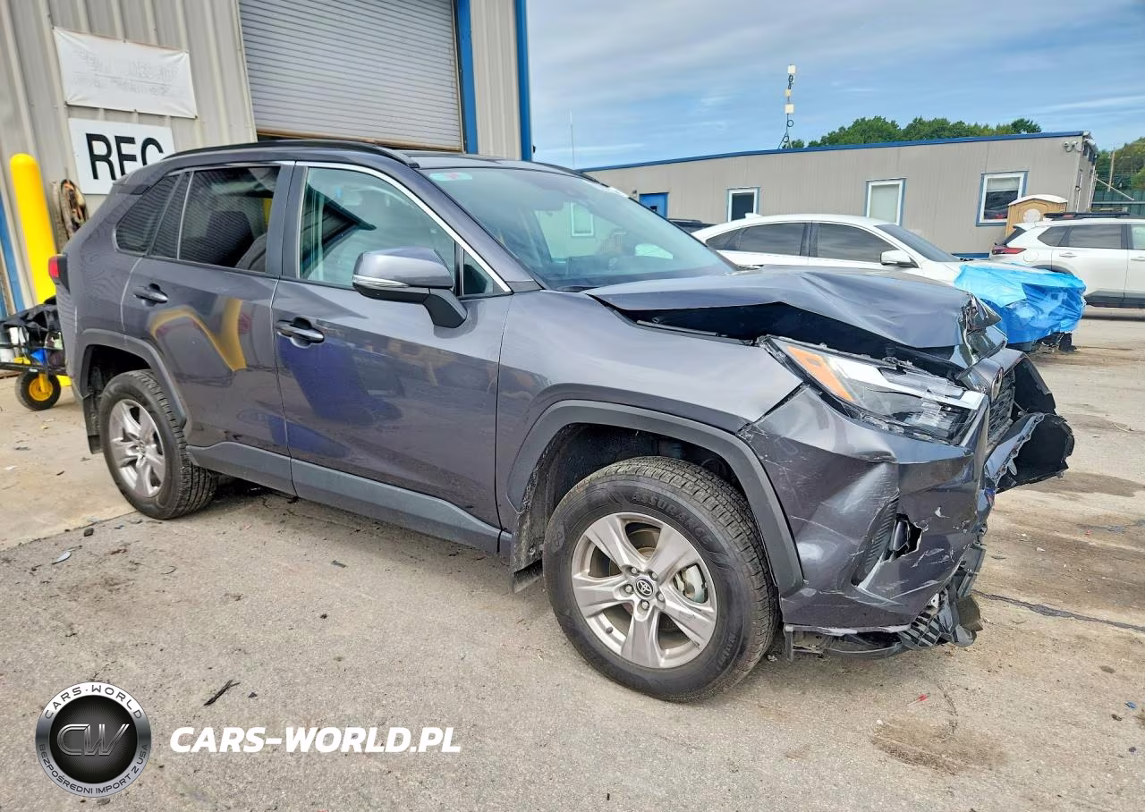 2025 Toyota Rav4 Xle VIN:2T3P1RFV4SW567099 - 4