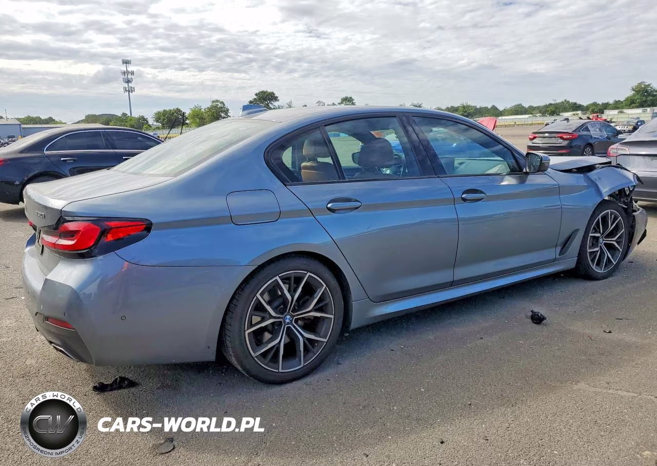 2021 BMW 530 Xi VIN:WBA13BJ01MWX34619 - 3