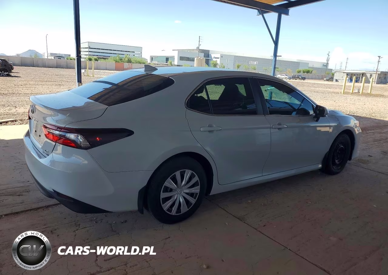 2024 Toyt Camry VIN:4T1H31AK9RU061994 - 3