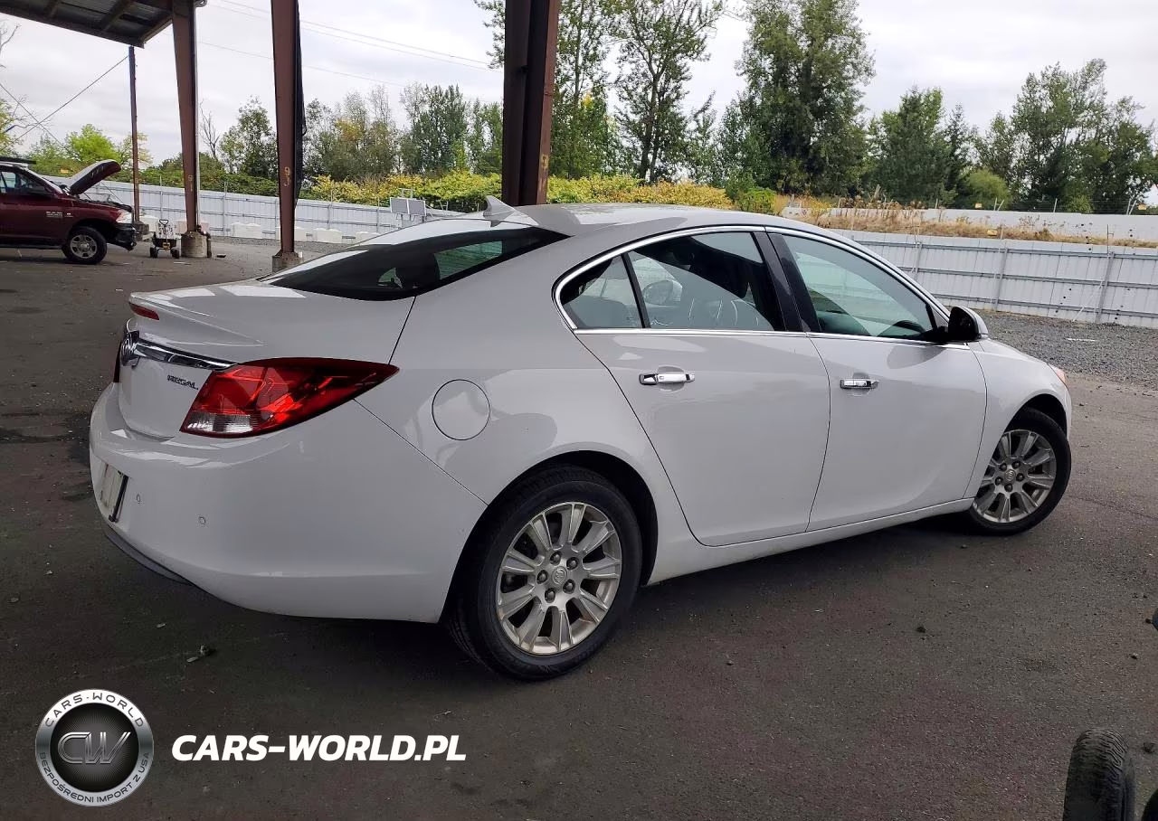 2013 Buick Regal Premium VIN:2G4GS5ER1D9233793 - 3