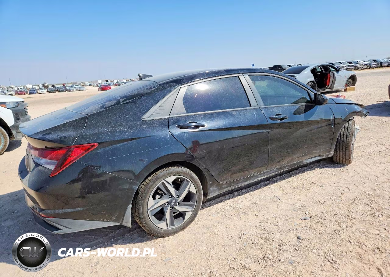 2023 Hyundai Elantra Sel VIN:KMHLS4AG3PU442070 - 3