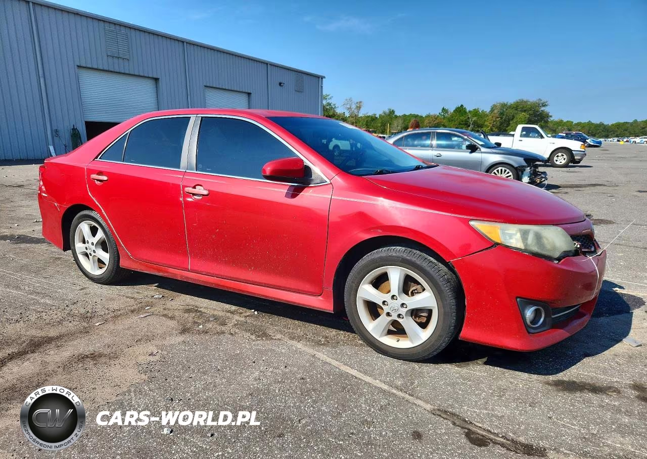2013 Toyota Camry Se VIN:4T1BF1FK0DU723072 - 4