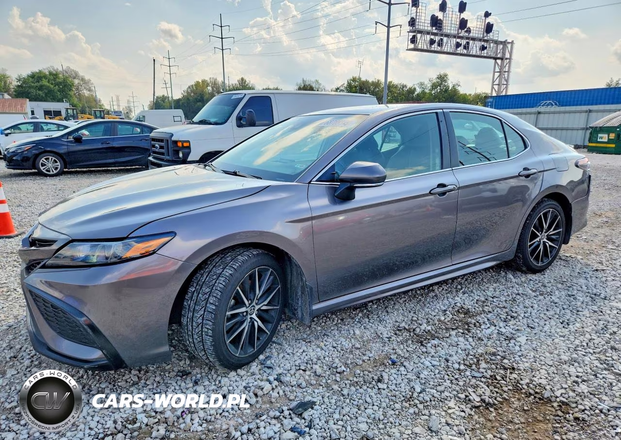 2024 Toyota Camry Se – zdjęcie 1 z 12