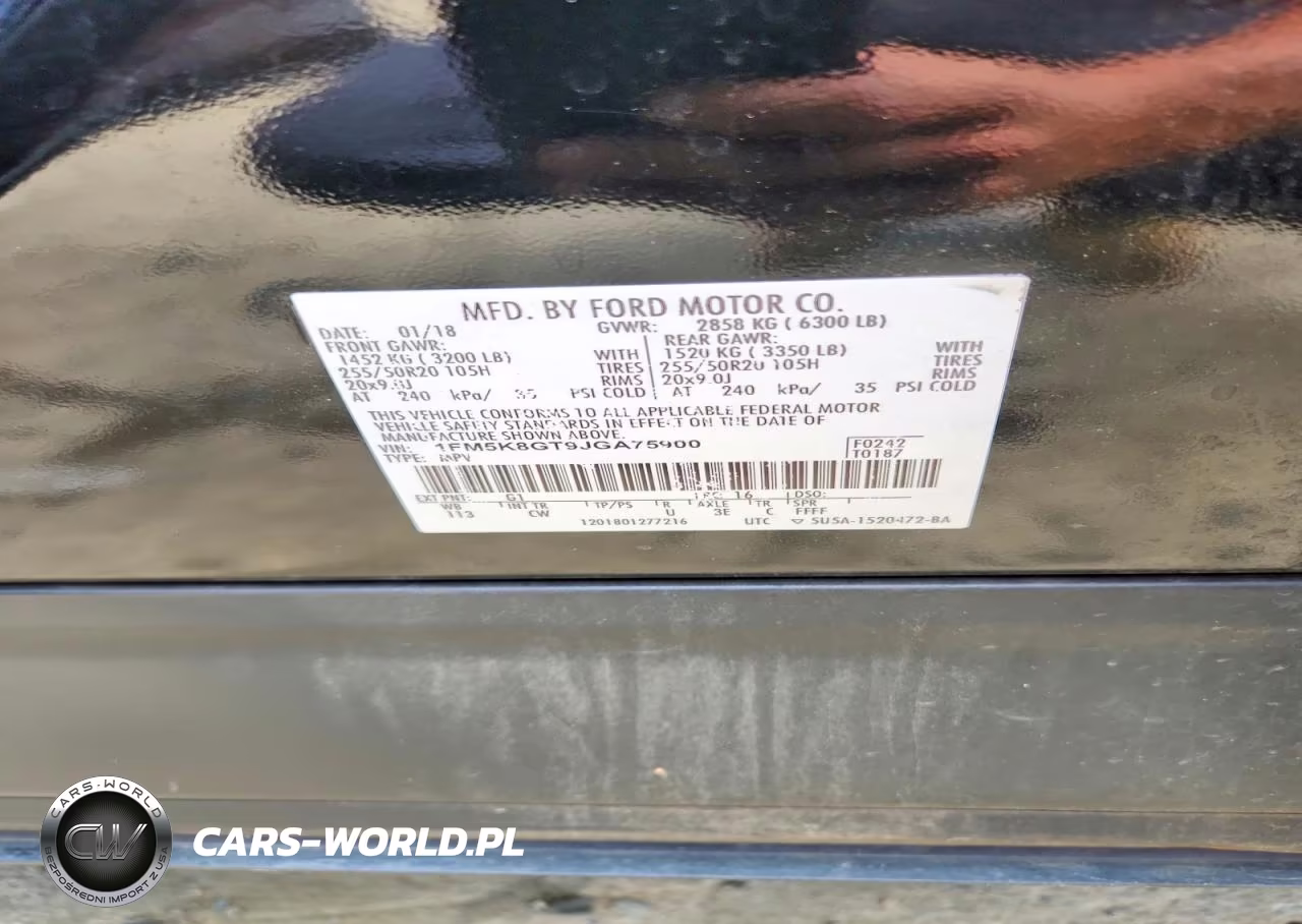 2018 Ford Explorer Sport VIN:1FM5K8GT9JGA75900 - 13