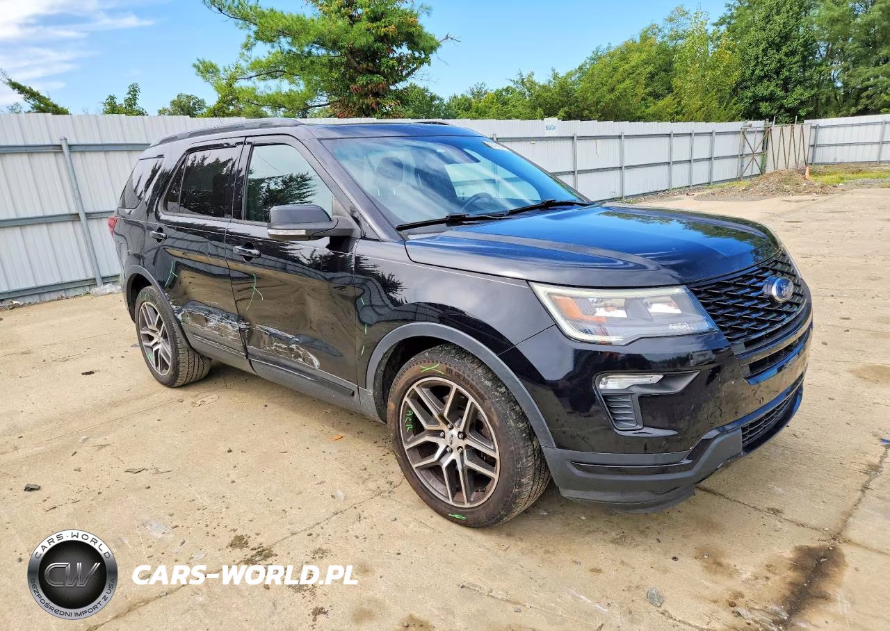 2018 Ford Explorer Sport VIN:1FM5K8GT9JGA75900 - 4