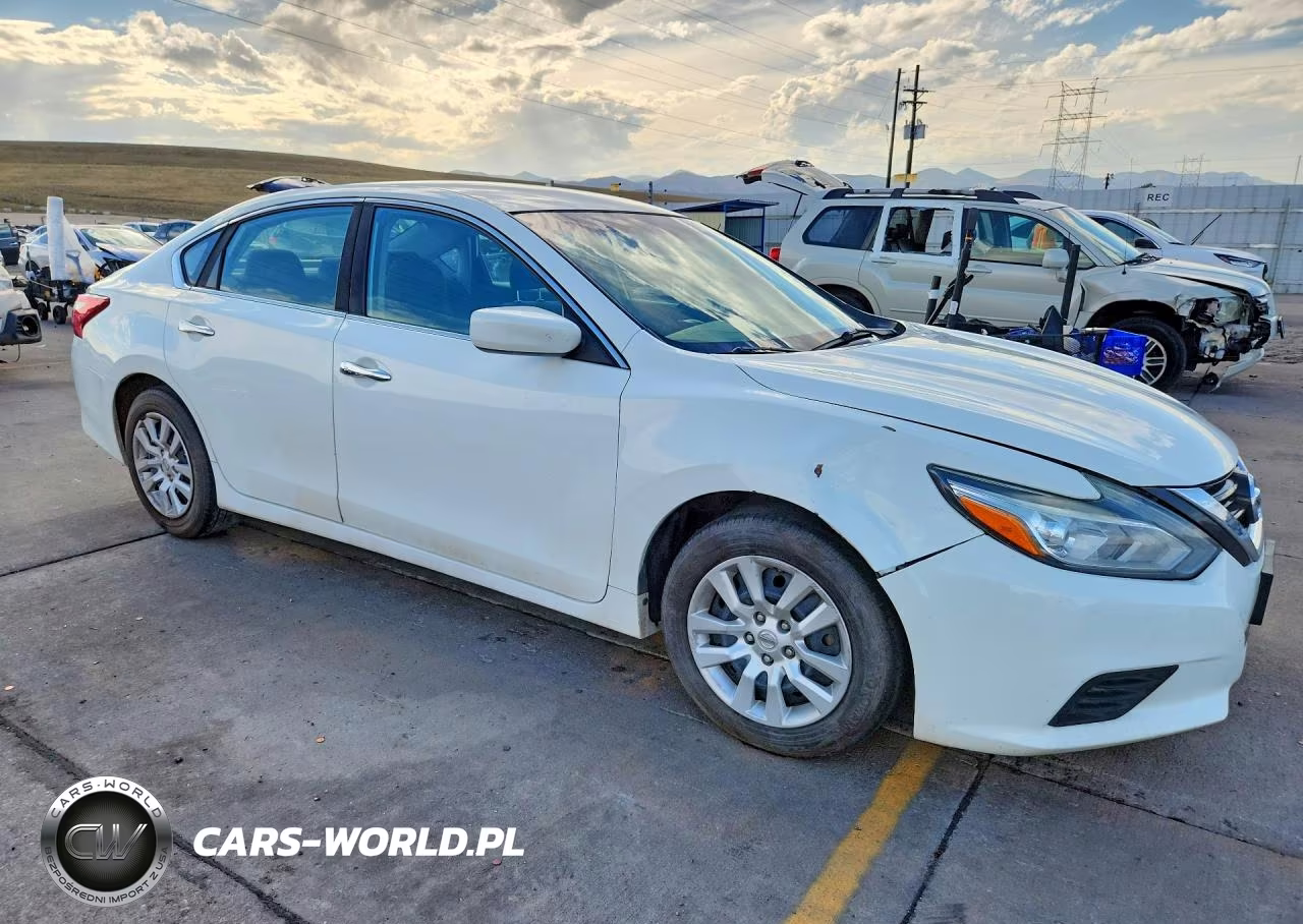 2016 Nissan Altima 2.5 S VIN:1N4AL3AP6GC213638 - 4
