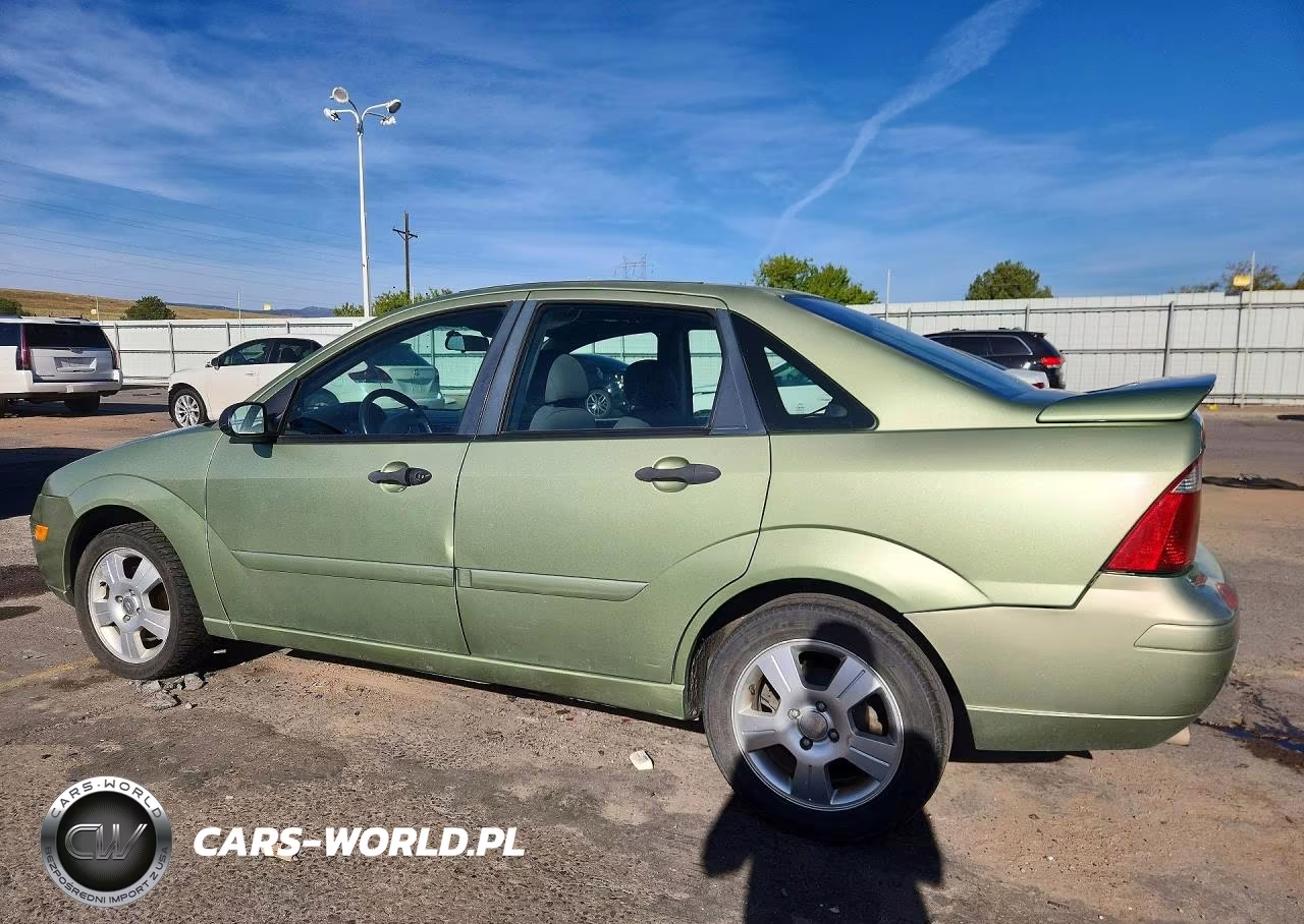 2007 Ford Focus Zx4 VIN:1FAHP34N47W356597 - 2