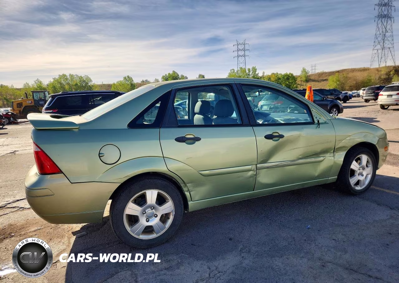 2007 Ford Focus Zx4 VIN:1FAHP34N47W356597 - 3