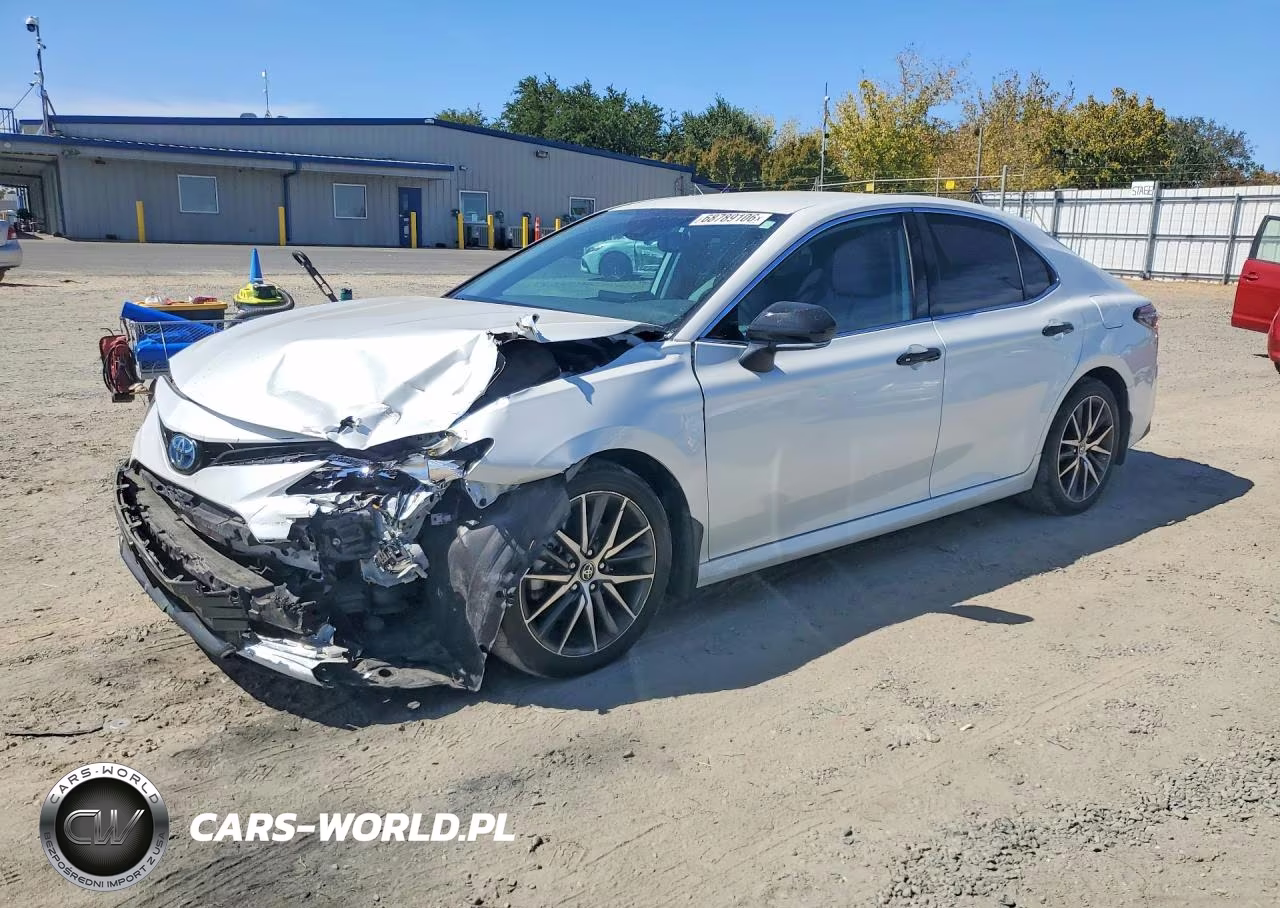 2022 Toyota Camry Xle