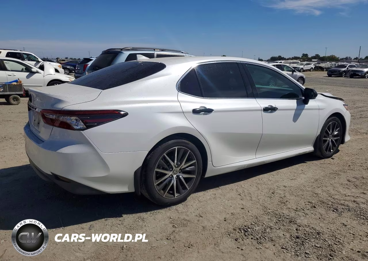 2022 Toyota Camry Xle VIN:4T1F31AK6NU595066 - 3