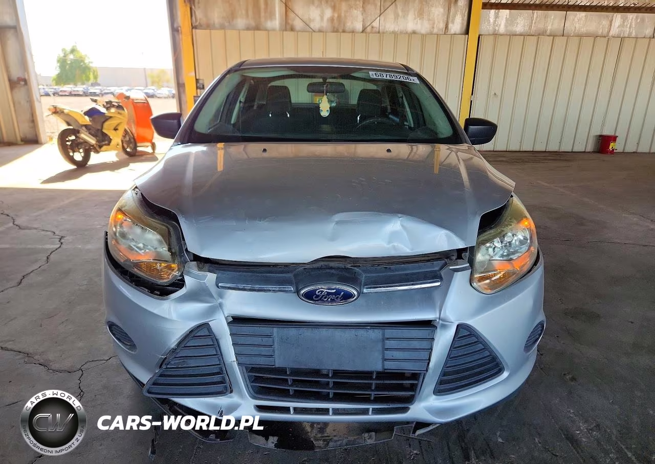 2013 Ford Focus S VIN:1FADP3E23DL325065 - 5