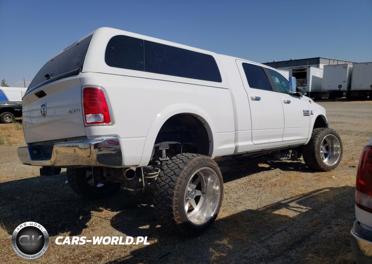 2018 Ram 2500 Laramie Laramie VIN:3C6UR5NL6JG106108 - 3