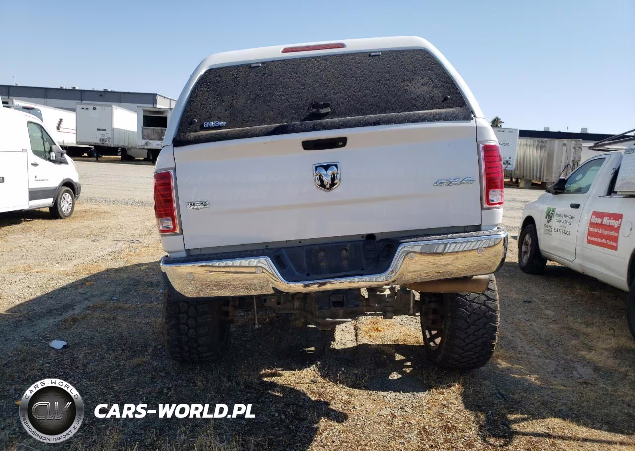 2018 Ram 2500 Laramie Laramie VIN:3C6UR5NL6JG106108 - 6