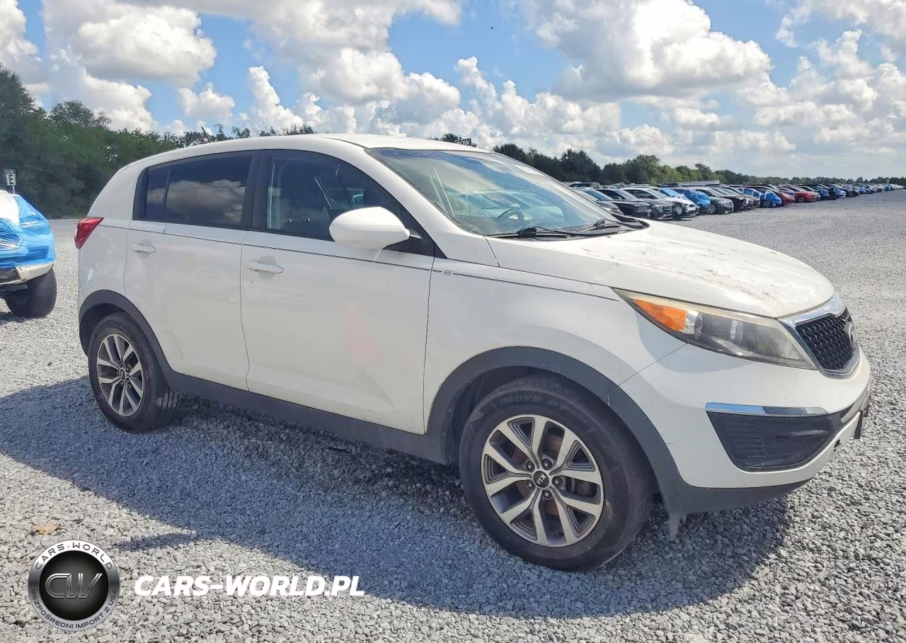 2016 Kia Sportage Lx VIN:KNDPB3AC2G7852371 - 4
