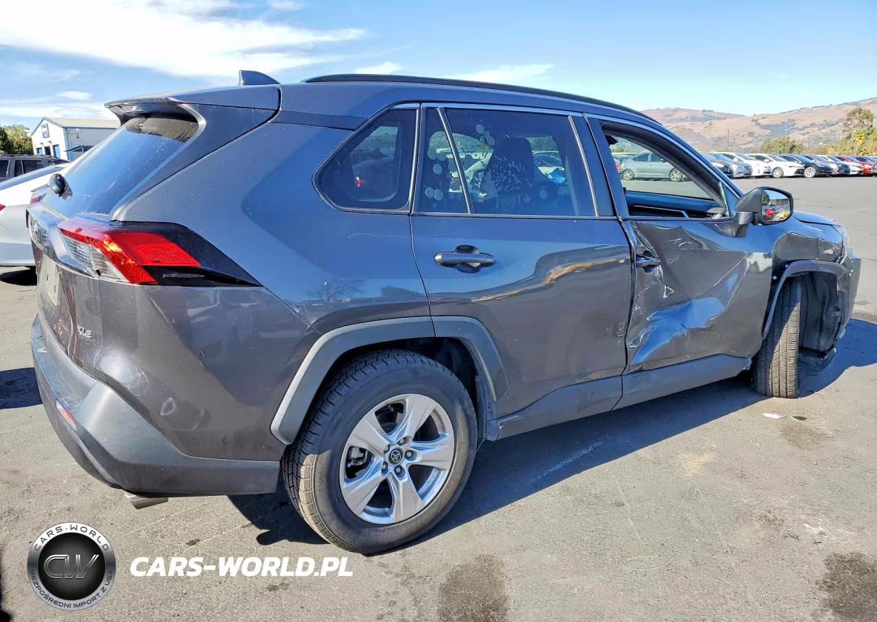 2020 Toyota Rav4 Xle VIN:2T3W1RFV7LW071582 - 3