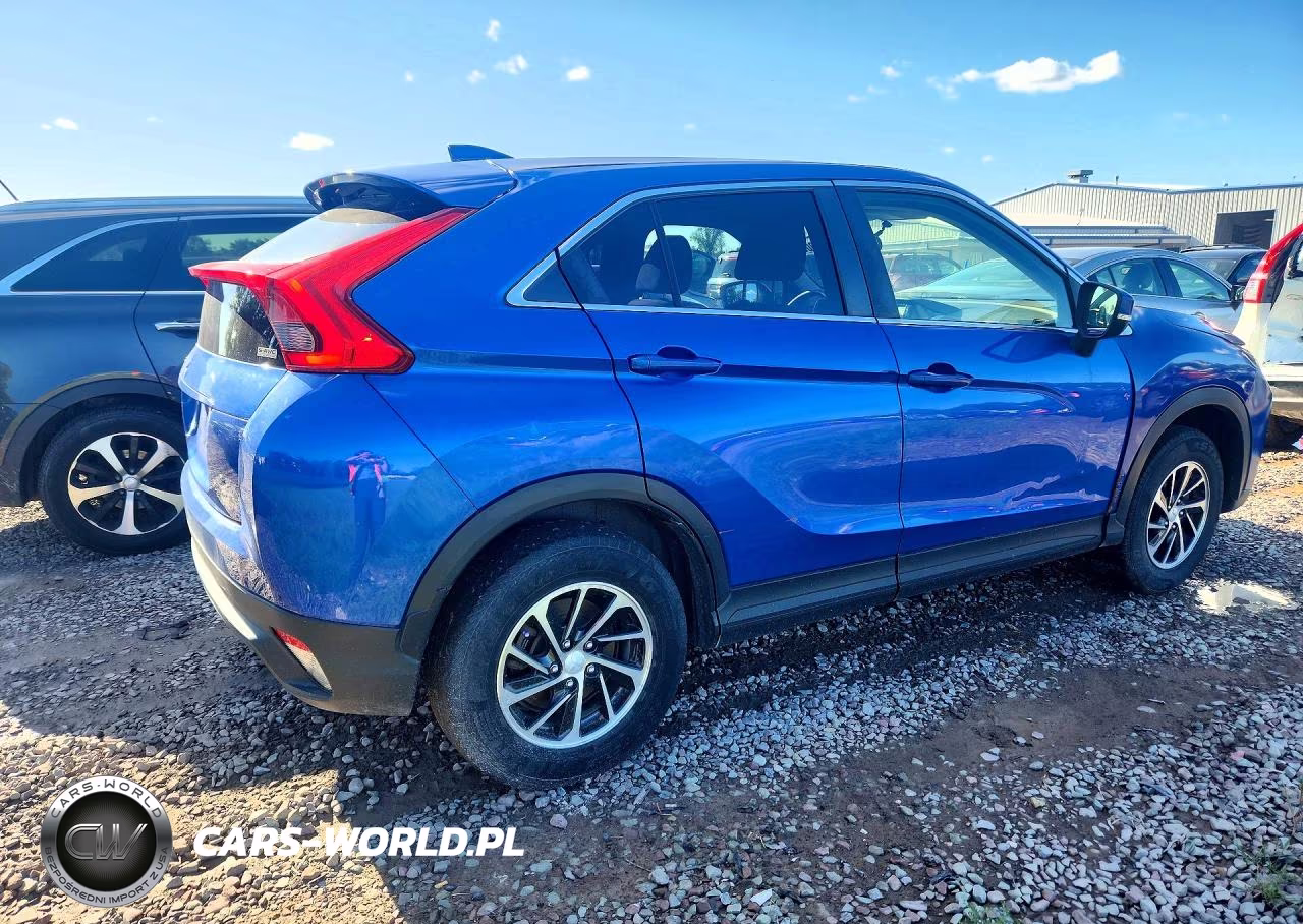 2020 Mitsubishi Eclipse Cross Es VIN:JA4AT3AA1LZ015833 - 3