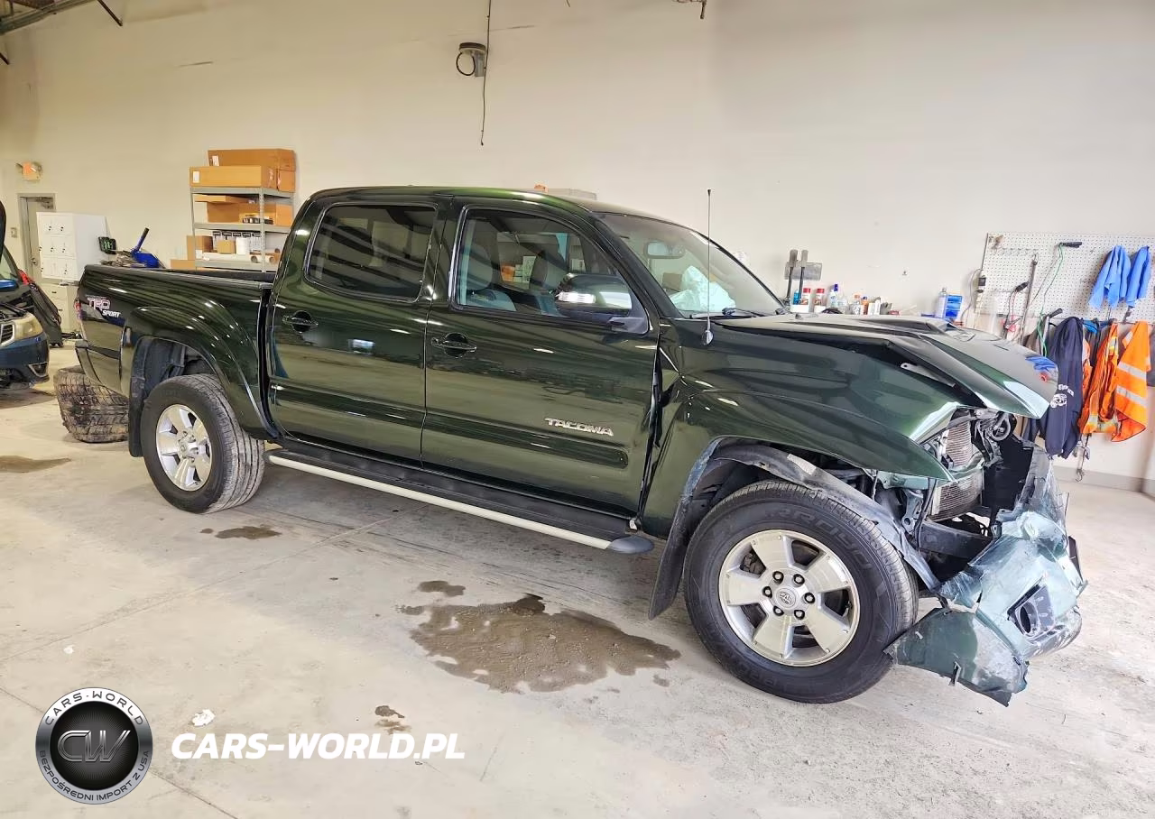 2012 Toyota Tacoma V6 VIN:5TFLU4EN3CX034281 - 4
