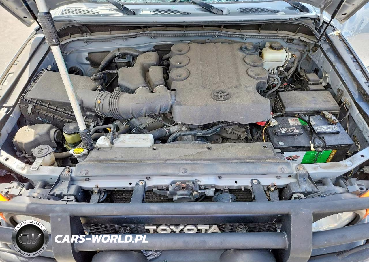 2013 Toyota Fj Cruiser Base VIN:JTEBU4BFXDK155960 - 12
