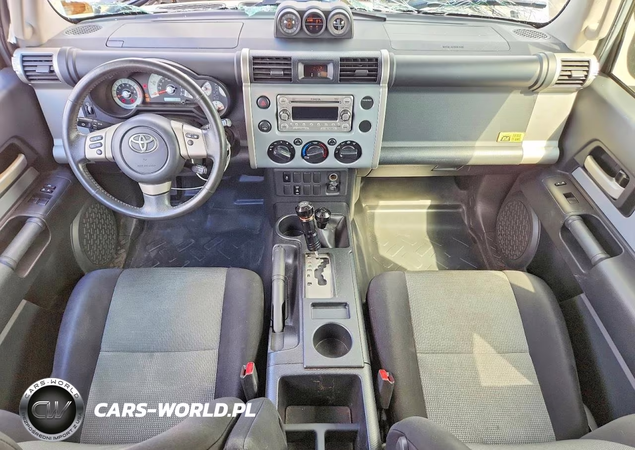 2013 Toyota Fj Cruiser Base VIN:JTEBU4BFXDK155960 - 8