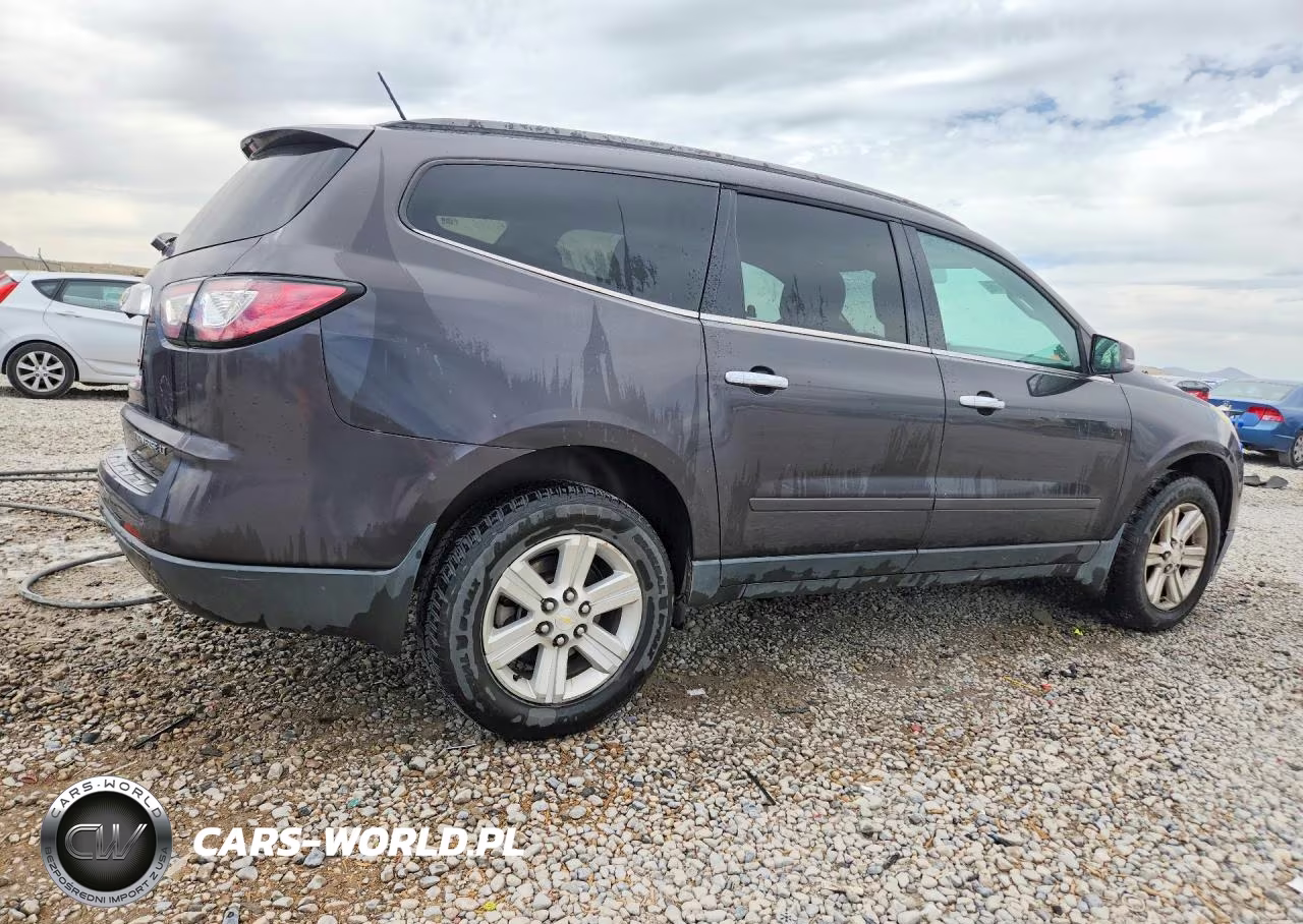2014 Chevrolet Traverse Lt VIN:1GNKRHKD3EJ104388 - 3
