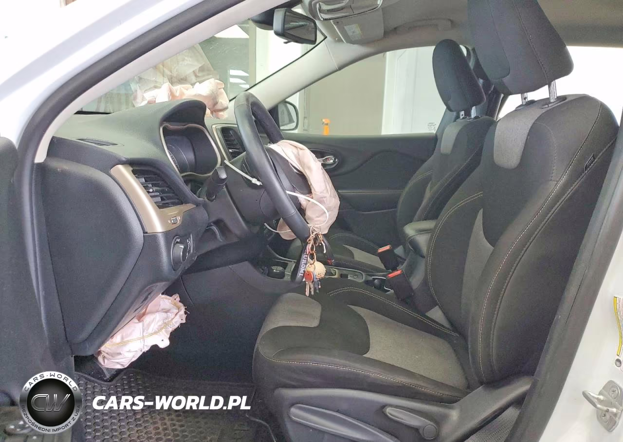 2014 Jeep Cherokee Sport VIN:1C4PJMAB9EW166427 - 7