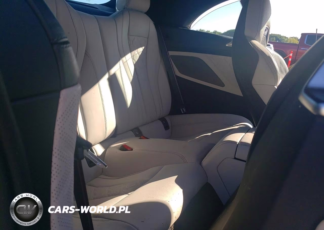 2023 BMW M8 VIN:WBSDZ0C08PCL36497 - 10