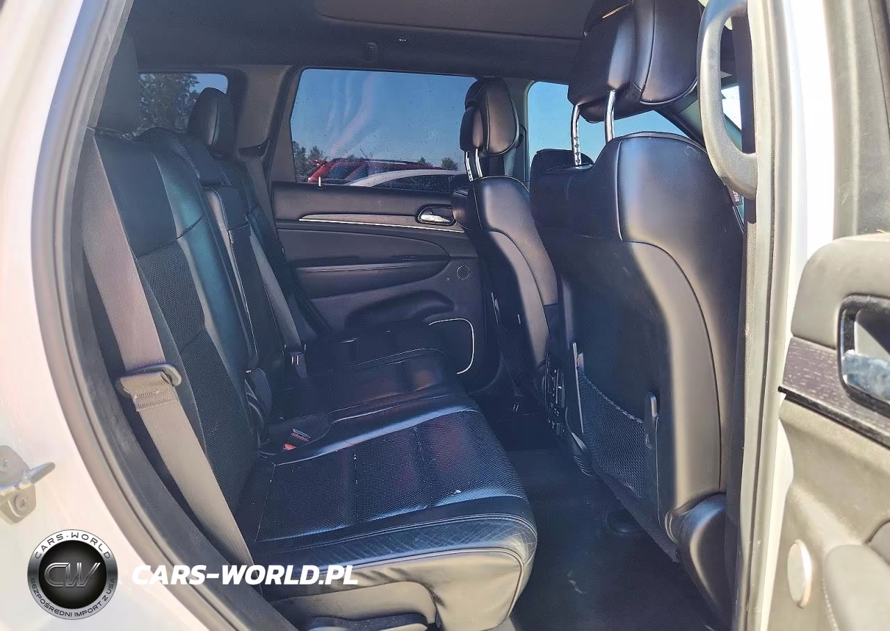 2019 Jeep Grand Cherokee Overland VIN:1C4RJFCG5KC567466 - 10