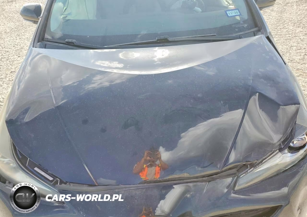 2022 Toyota Prius Le VIN:JTDKAMFU3N3173153 - 11