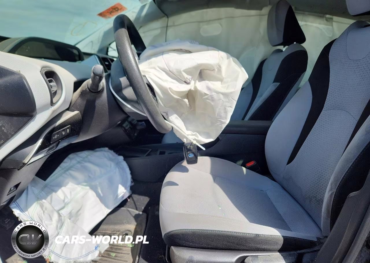 2022 Toyota Prius Le VIN:JTDKAMFU3N3173153 - 7