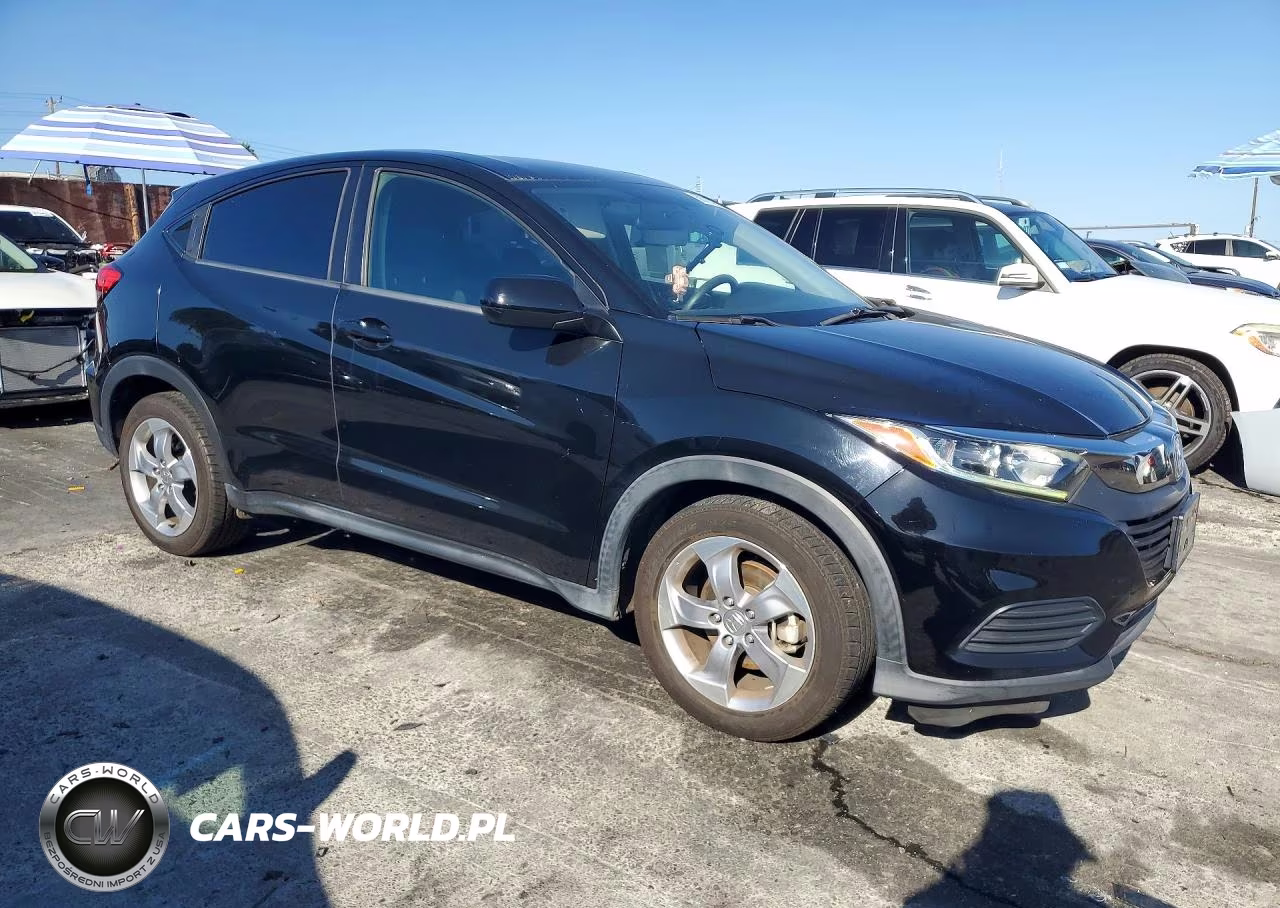 2020 Honda Hr-V Lx VIN:3CZRU6H36LG702315 - 4