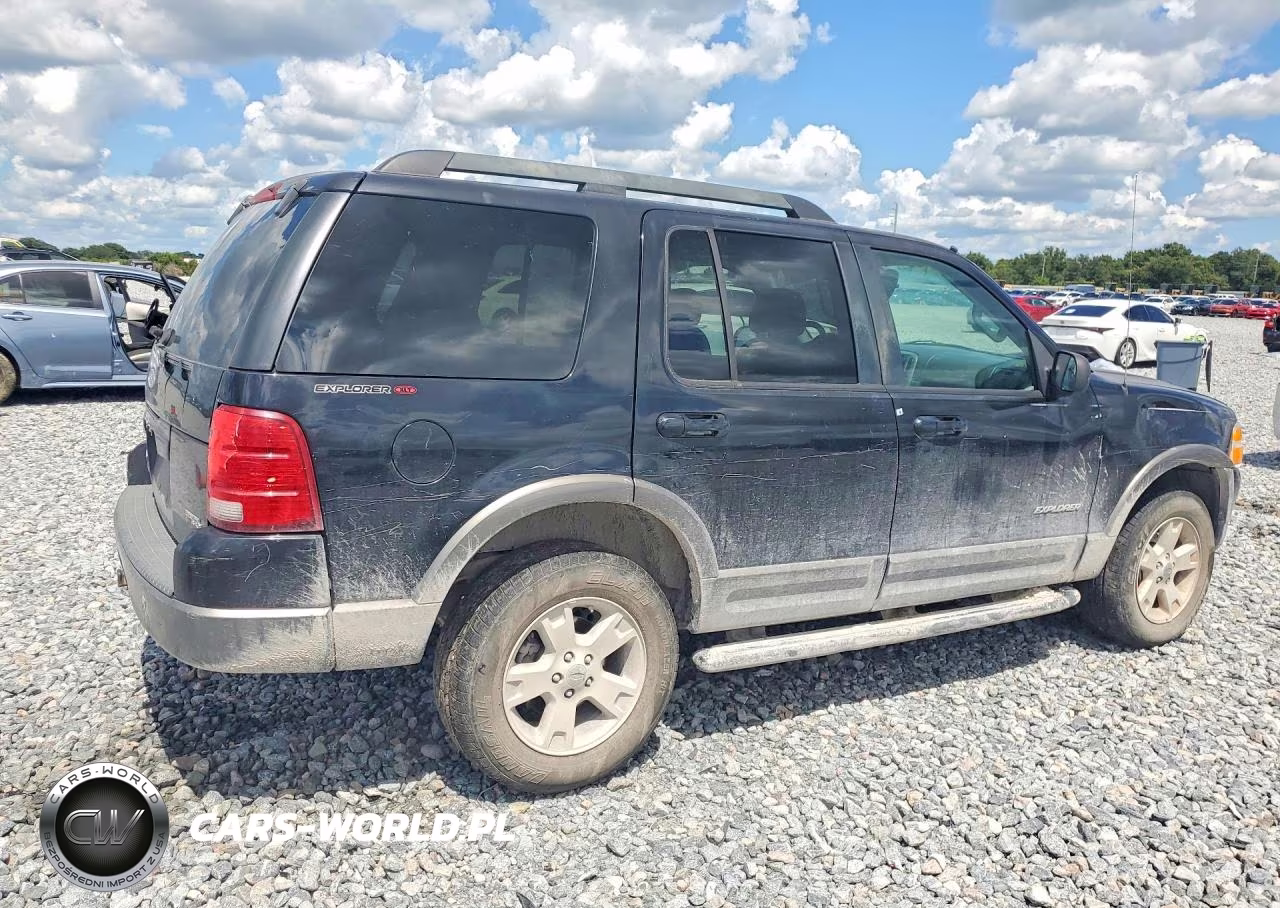 2005 Ford Explorer Xlt VIN:1FMZU63KX5UB31069 - 3