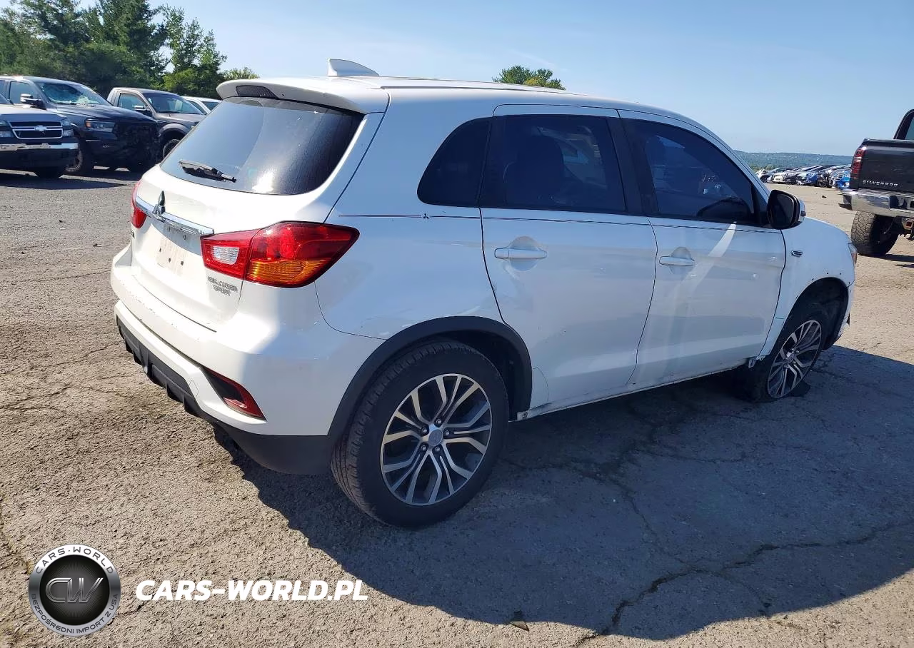 2018 Mitsubishi Outlander Sport Es VIN:JA4AR3AU7JU006007 - 3