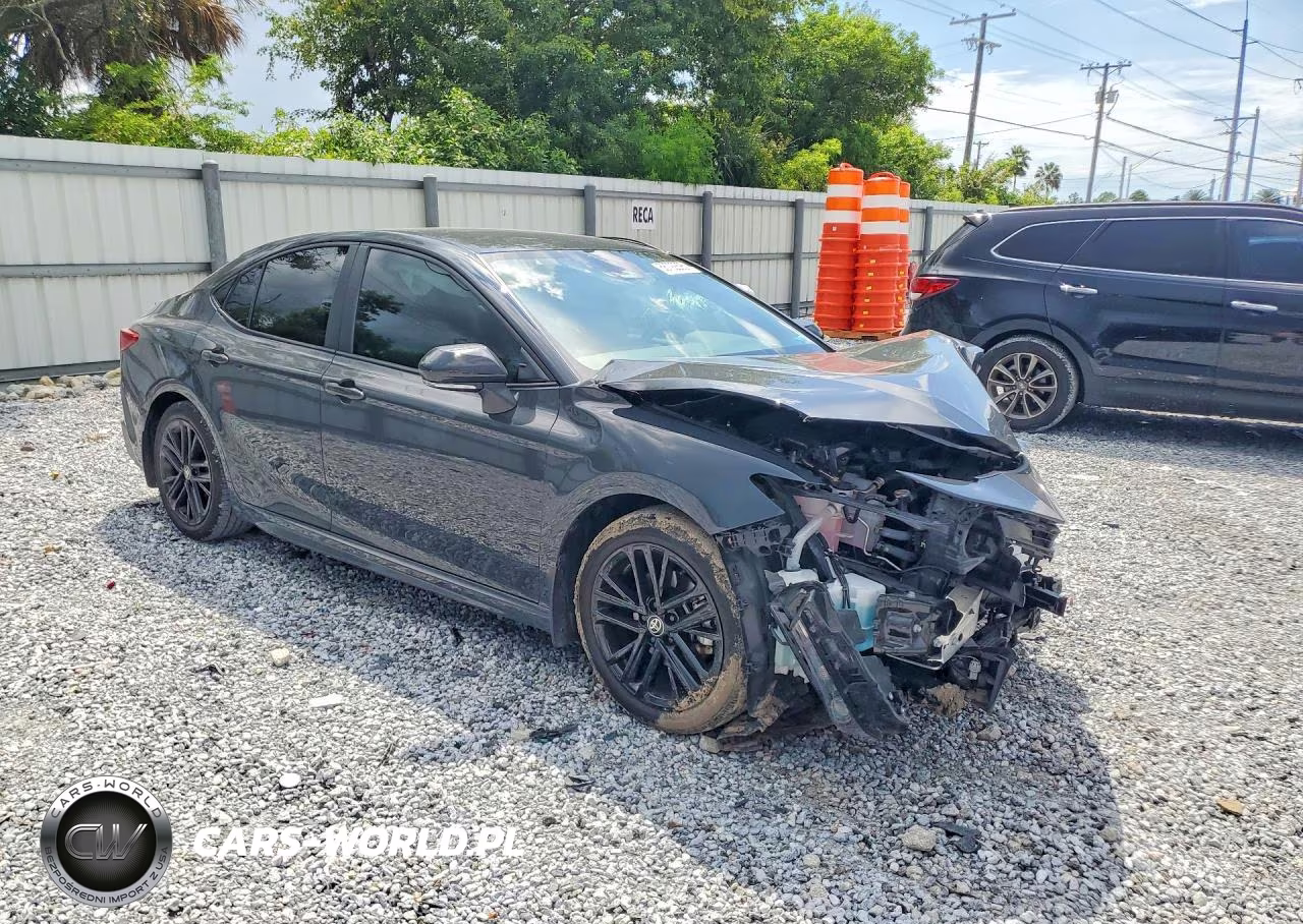 2025 Toyota Camry Se VIN:4T1DAACK5SU596859 - 4