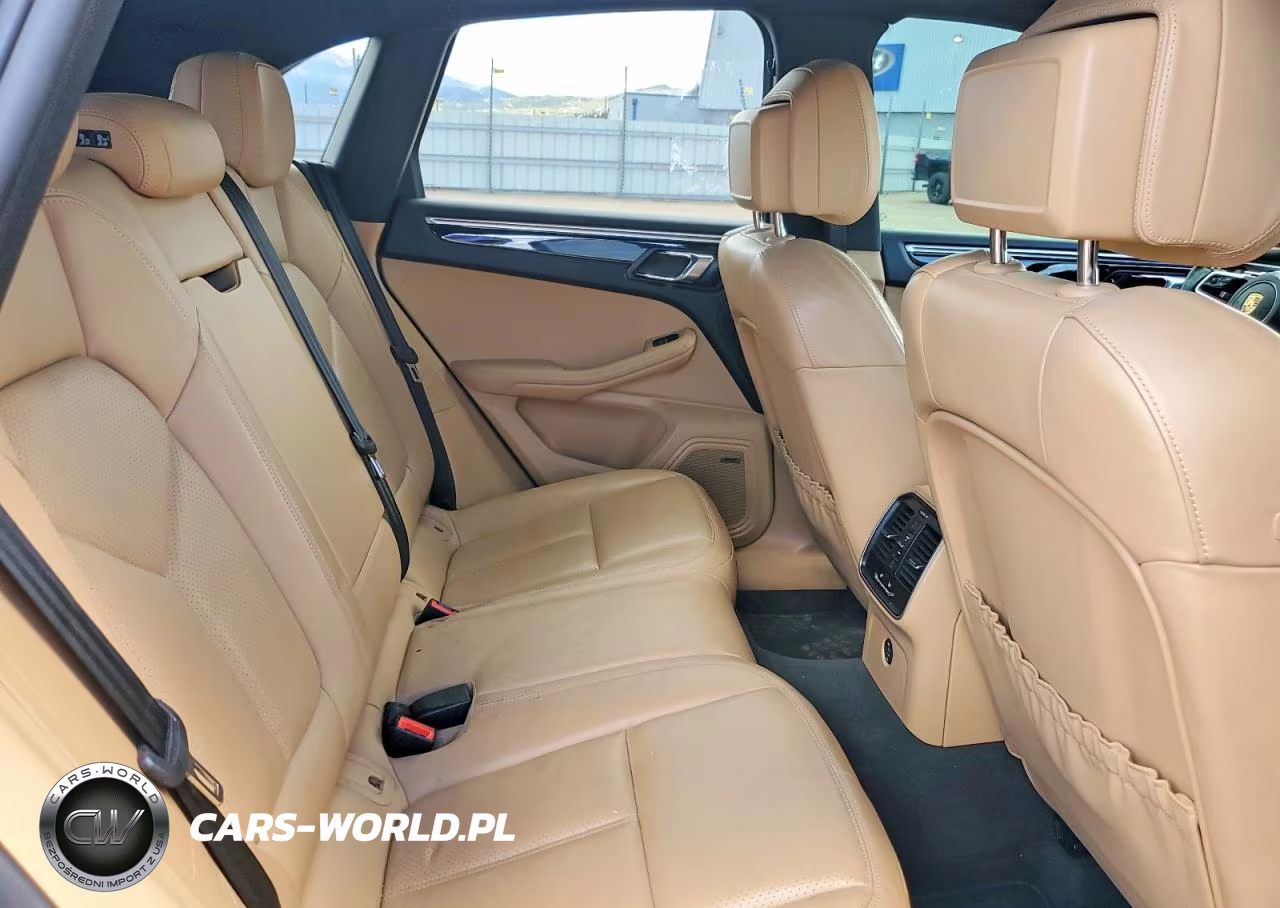 2018 Porsche Macan VIN:WP1AA2A53JLB08277 - 11