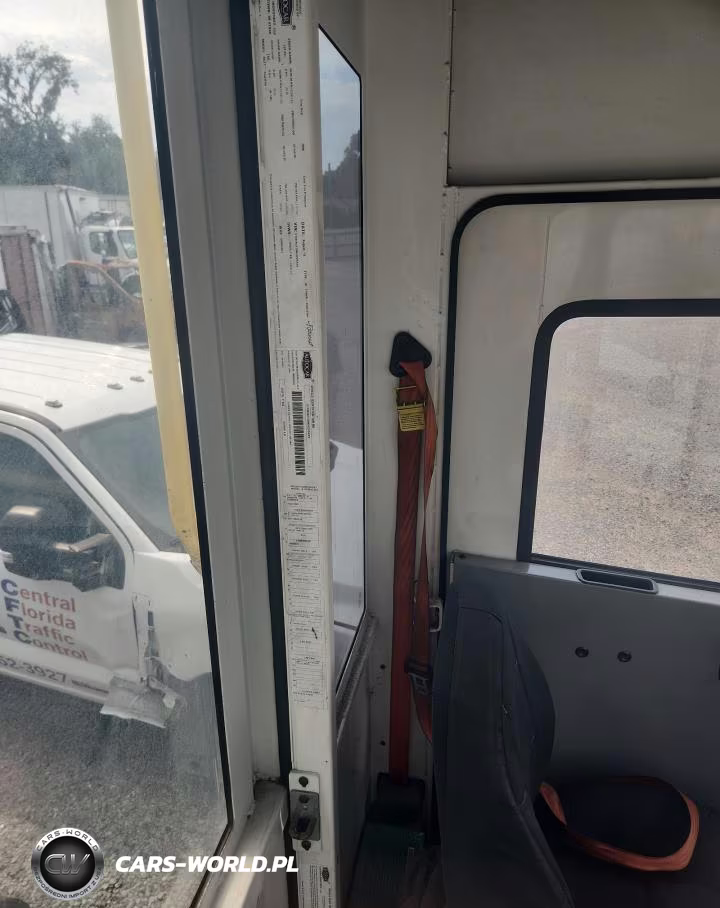 2019 Autocar Llc Xspotter-O - Yard Truck VIN:516H4GF29KH228439 - 11
