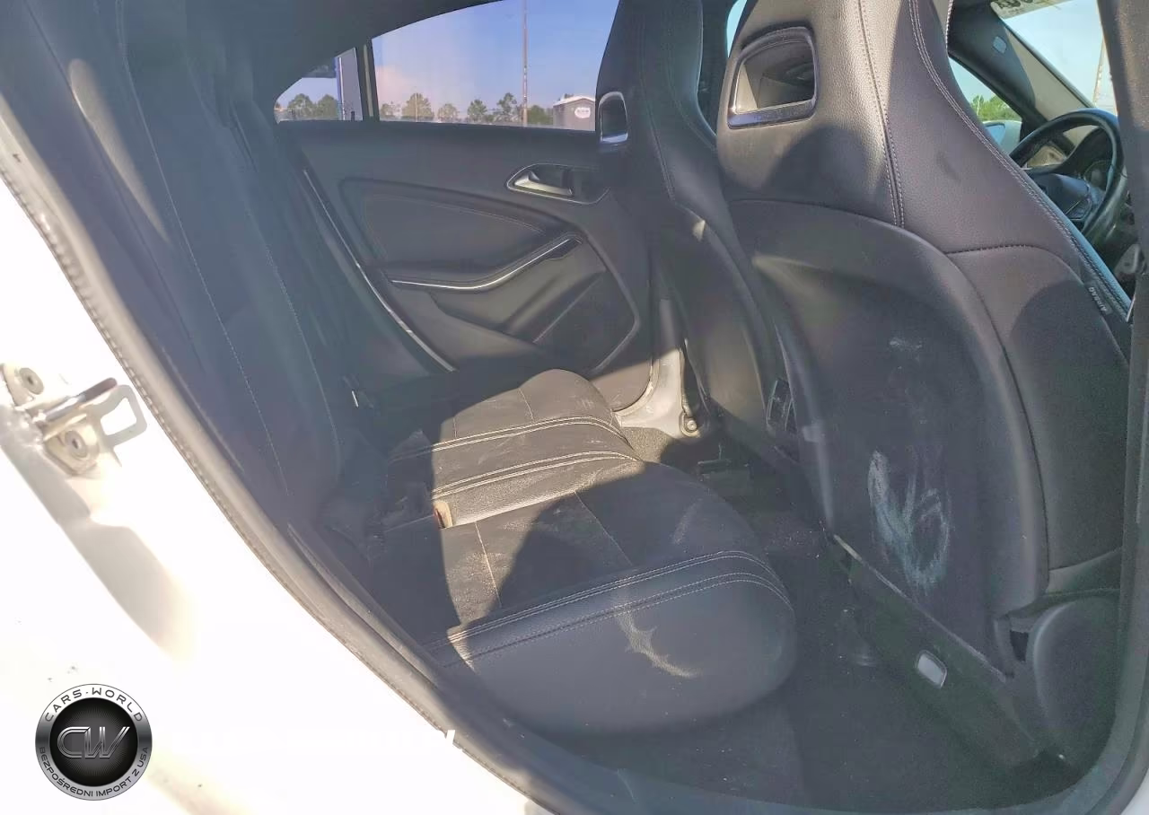 2018 Mercedes-Benz Cla 250 VIN:WDDSJ4EB5JN678728 - 10