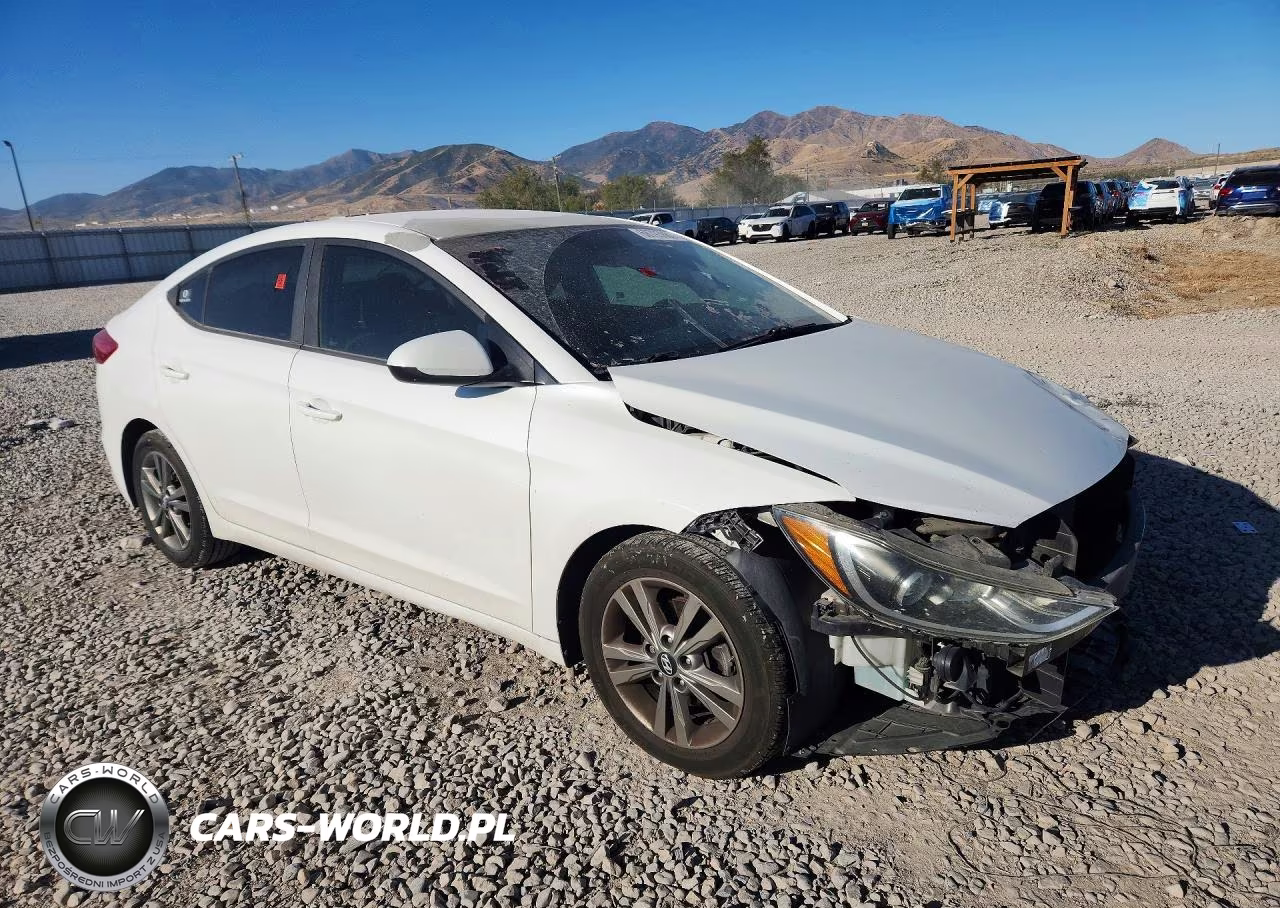 2017 Hyundai Elantra Se VIN:5NPD84LF2HH159358 - 4