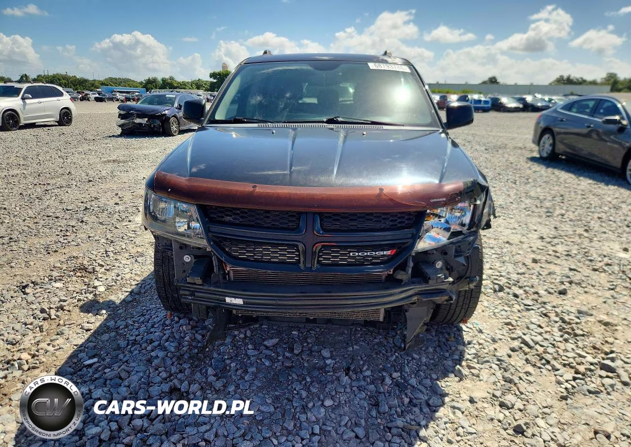 2016 Dodge Journey Crossroad VIN:3C4PDCGBXGT131493 - 5