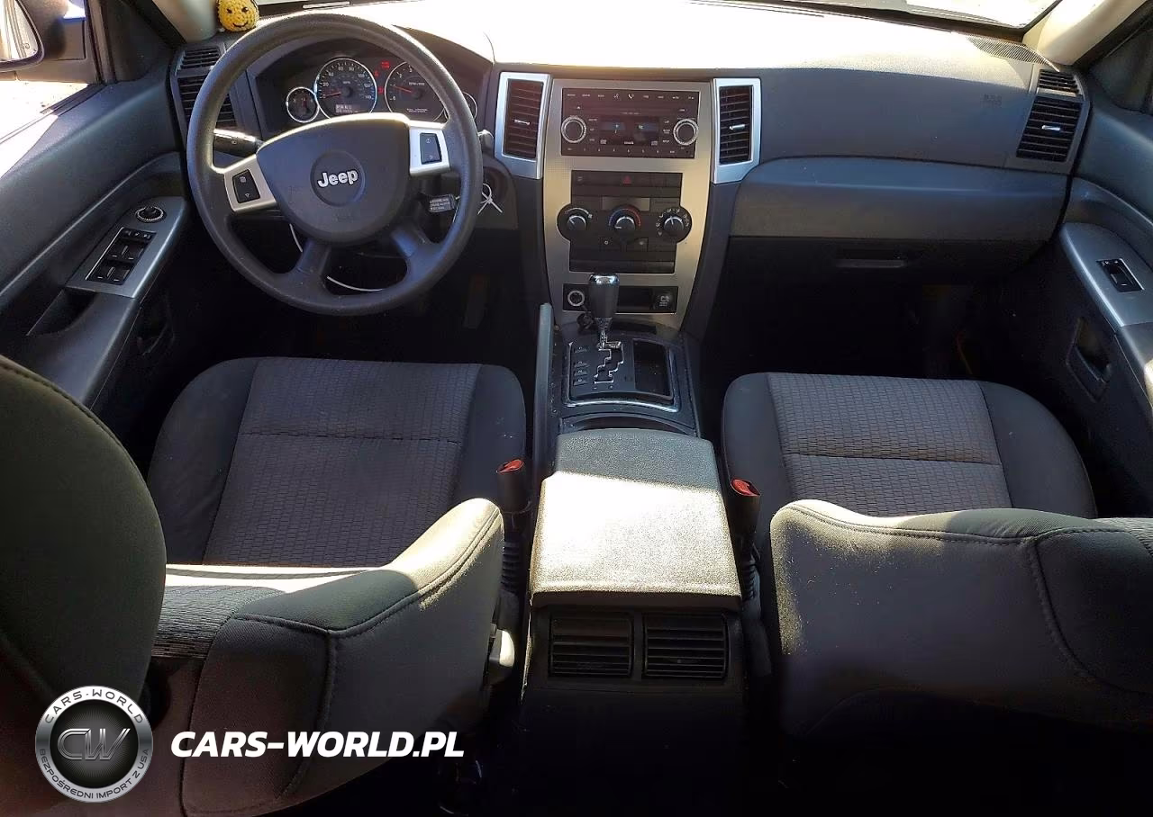 2008 Jeep Grand Cherokee Laredo VIN:1J8GR48K08C157399 - 8